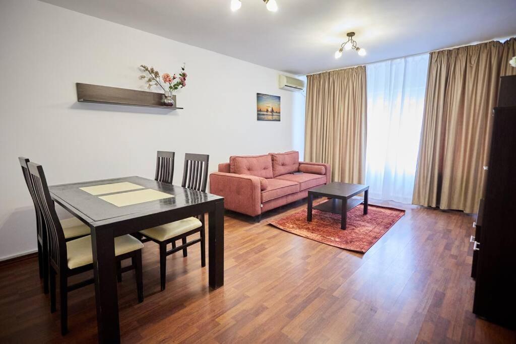 Queen Apartment Athenee Букурещ Екстериор снимка